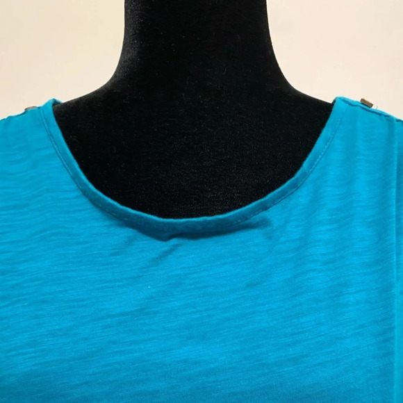 THE NORTH FACE Cap Sleeve Button on Shoulders‎ Shirt in Teal - Picture 4 of 8